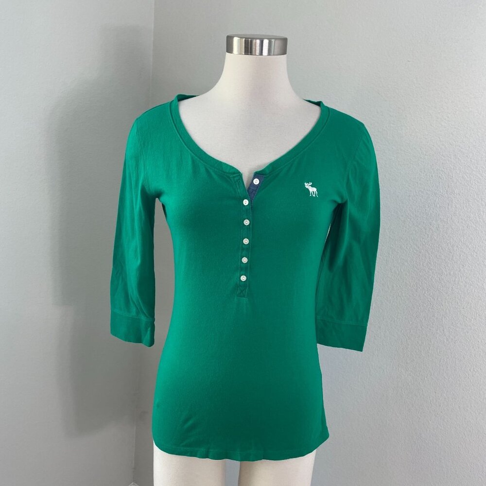 Vintage Y2K Abercrombie & Fitch Womens Small 3/4 Sleeve Henley Shirt Moose Logo